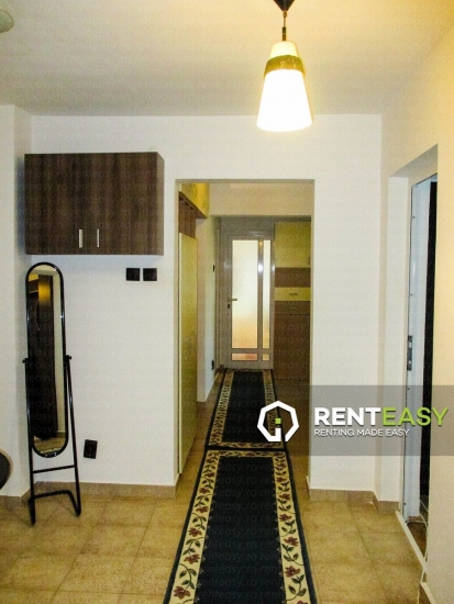 De vanzare!Apartament decomandat cu 3 camere situat pe Bulevardul Independentei - UMF